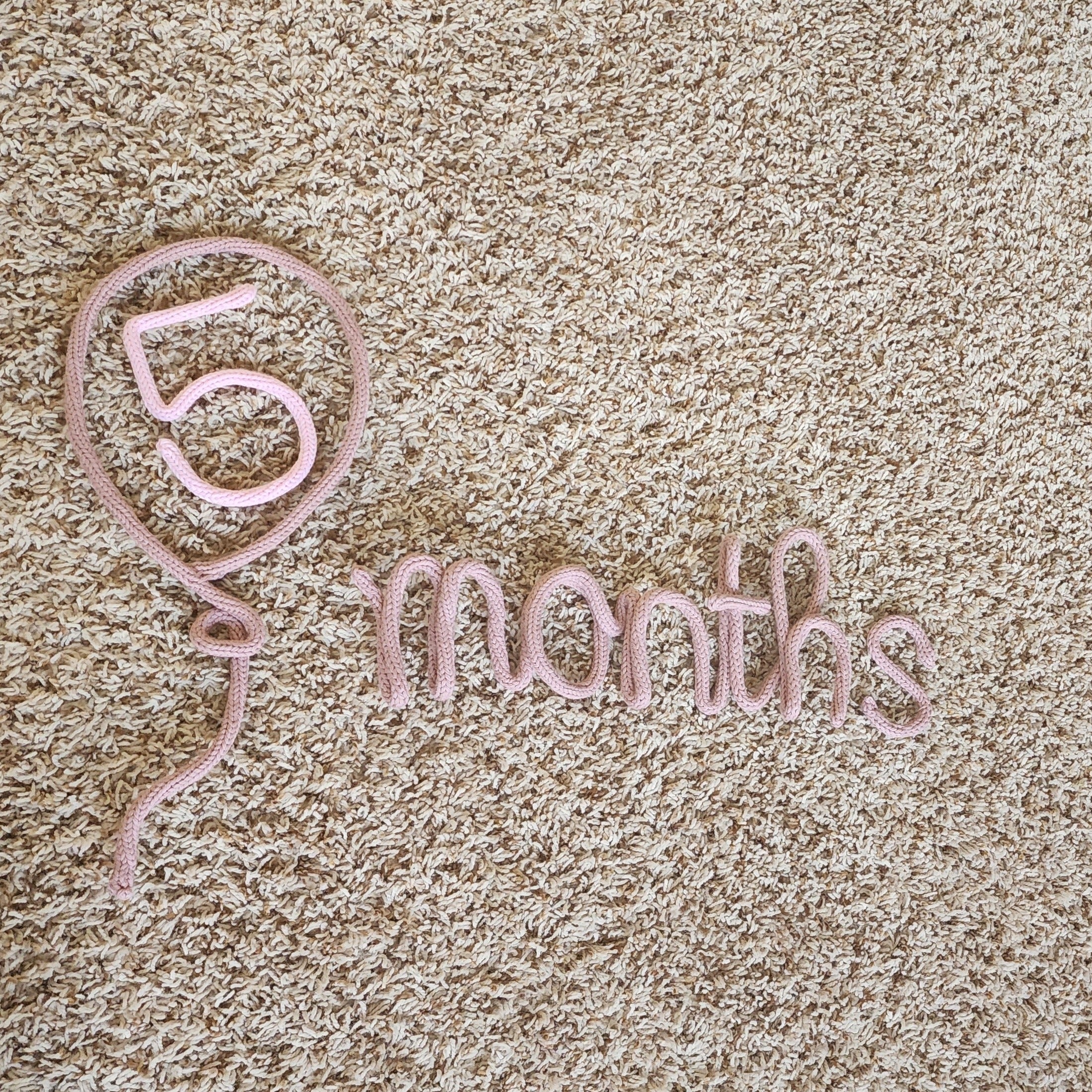 Basic Knitted Wire Baby Milestone Set